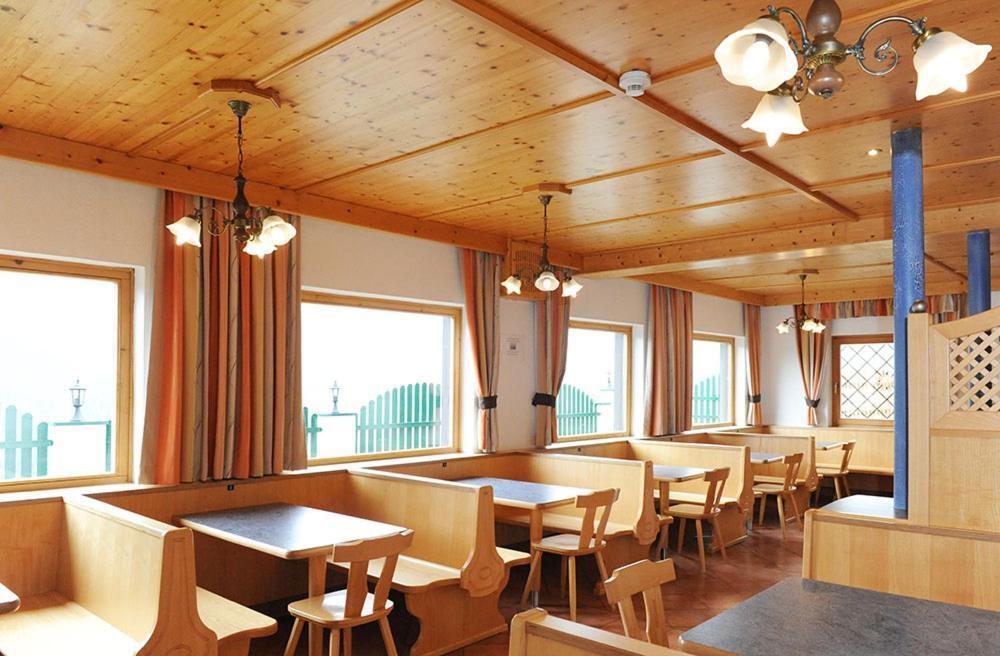 Gaestehaus Standardhaus Заалбах-Хинтерглем Екстериор снимка